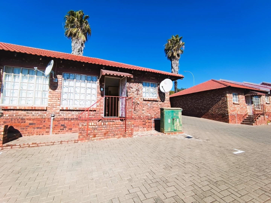 2 Bedroom Property for Sale in Pentagon Park Free State